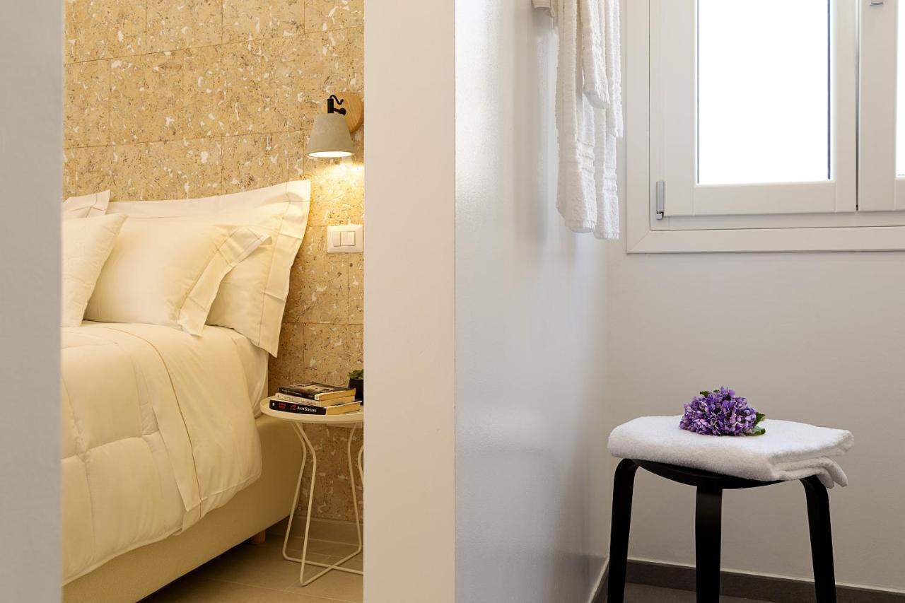 La Via Rooms And Terrace Olbia Esterno foto