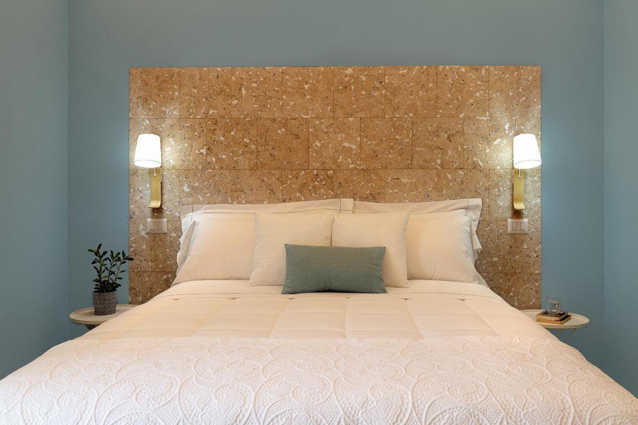 La Via Rooms And Terrace Olbia Esterno foto