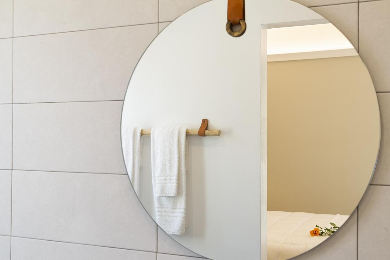 La Via Rooms And Terrace Olbia Esterno foto